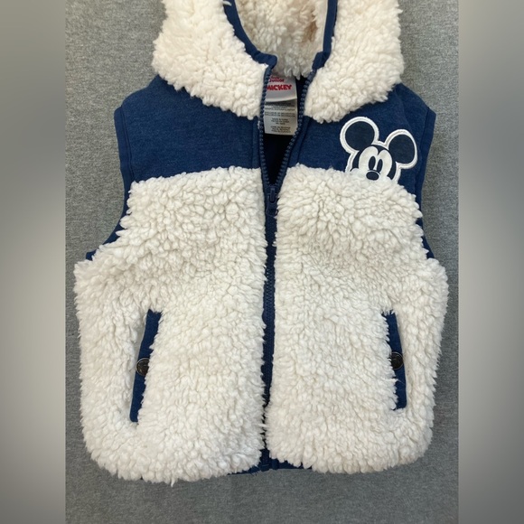 Disney Toddler - Sherpa Fleece Vest & hood with ears - Size 18M - Mickey Mouse - Picture 2 of 11